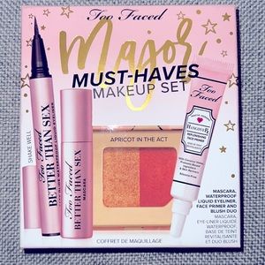Too Faced Must-Haves Makeup Set